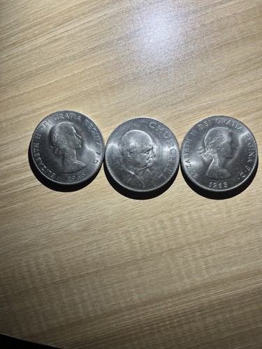 Churchill crown coin 1965 - x,