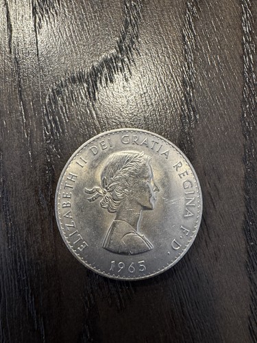Elizabeth crown coin - ii,